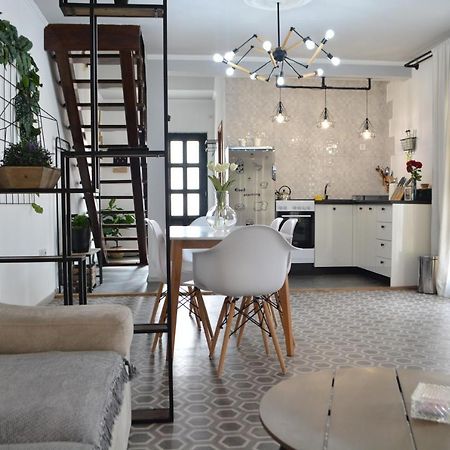 Apartman L&M Cetinje Bagian luar foto