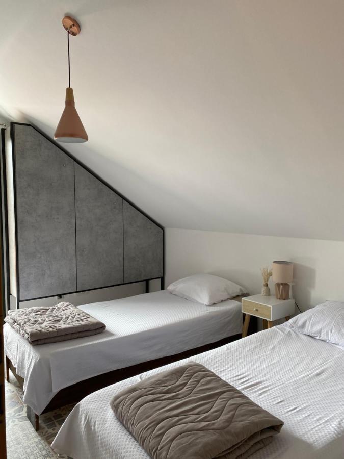 Apartman L&M Cetinje Bagian luar foto
