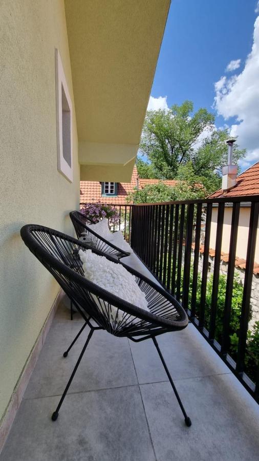 Apartman L&M Cetinje Bagian luar foto