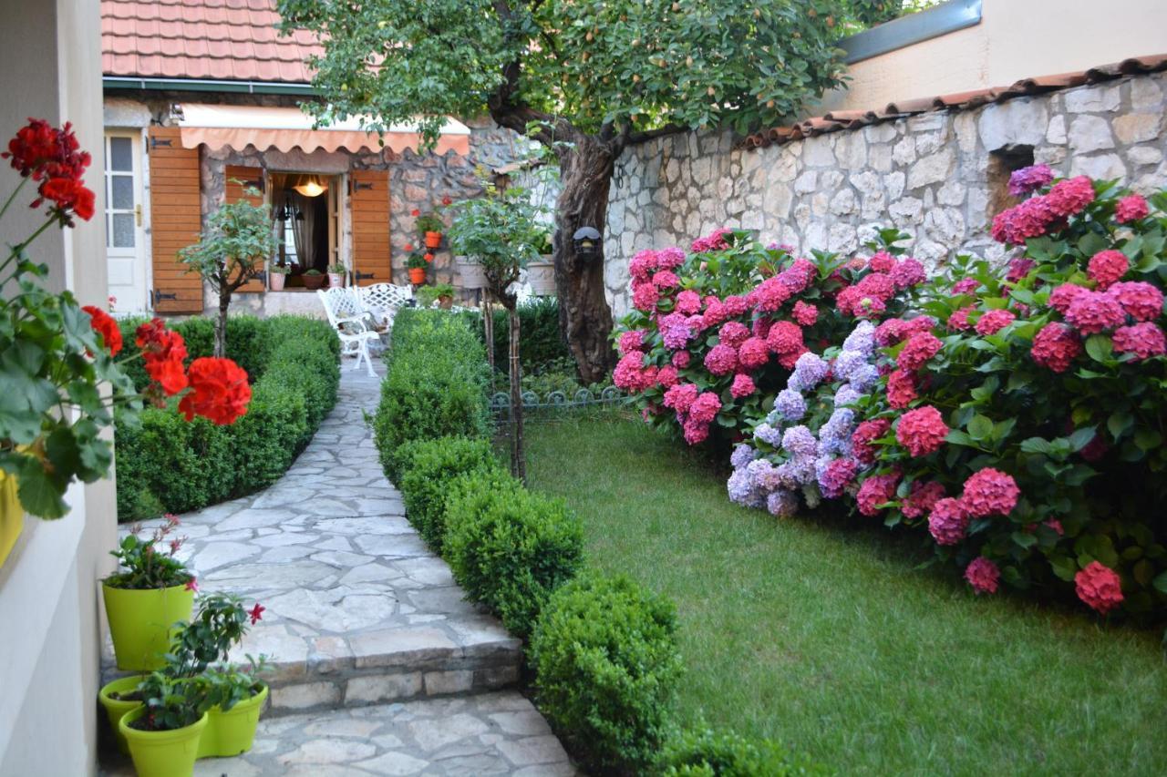 Apartman L&M Cetinje Bagian luar foto