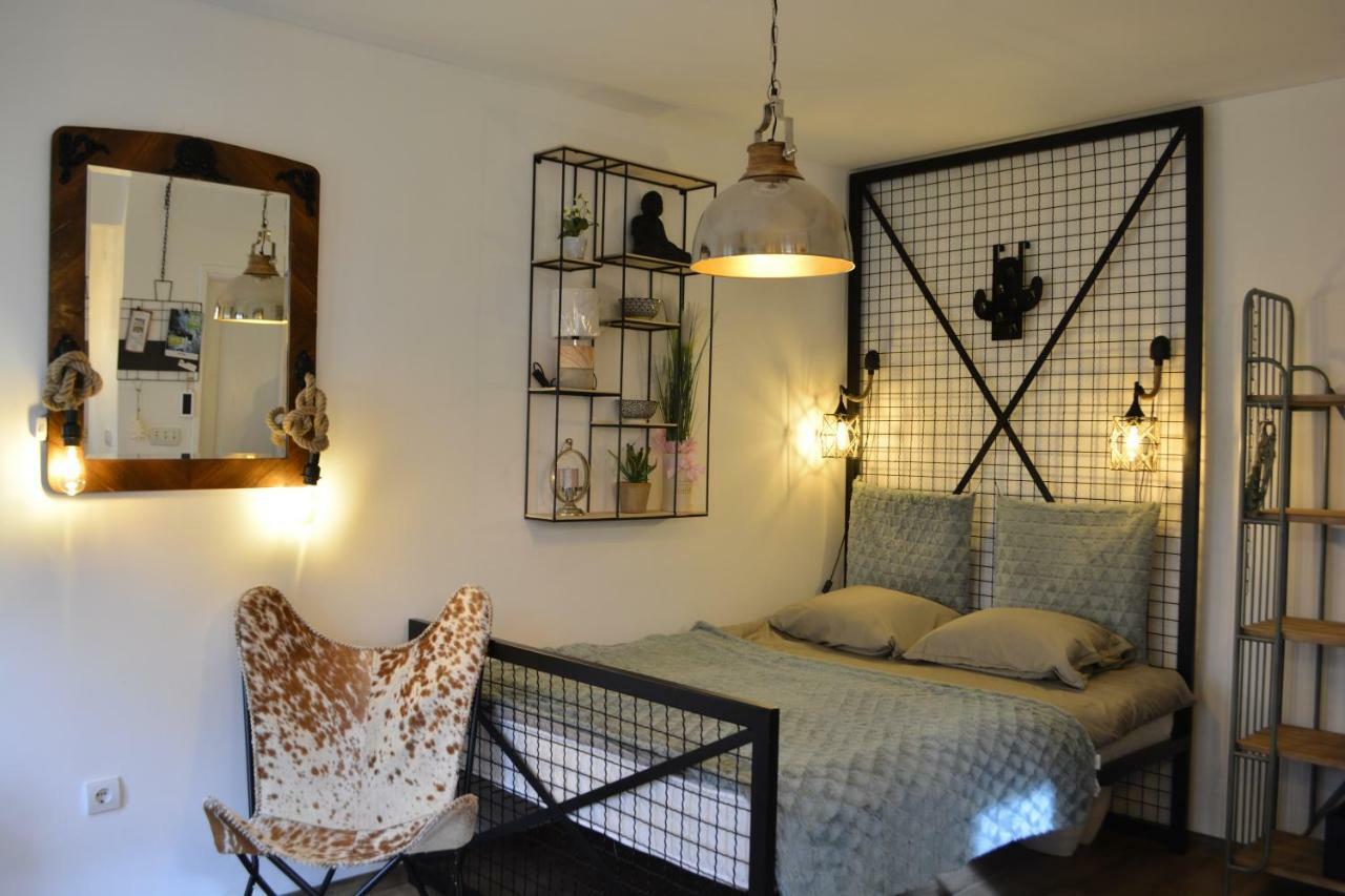 Apartman L&M Cetinje Bagian luar foto