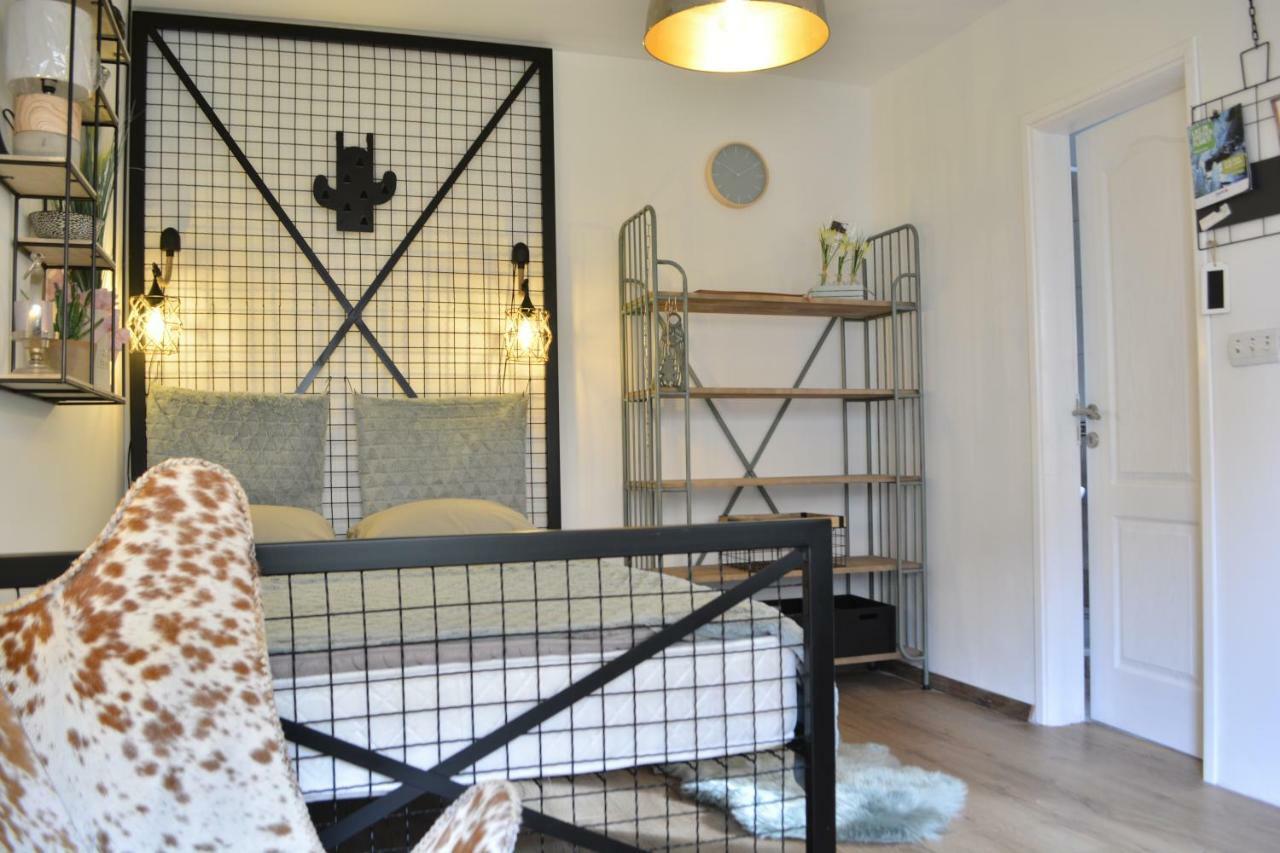 Apartman L&M Cetinje Bagian luar foto