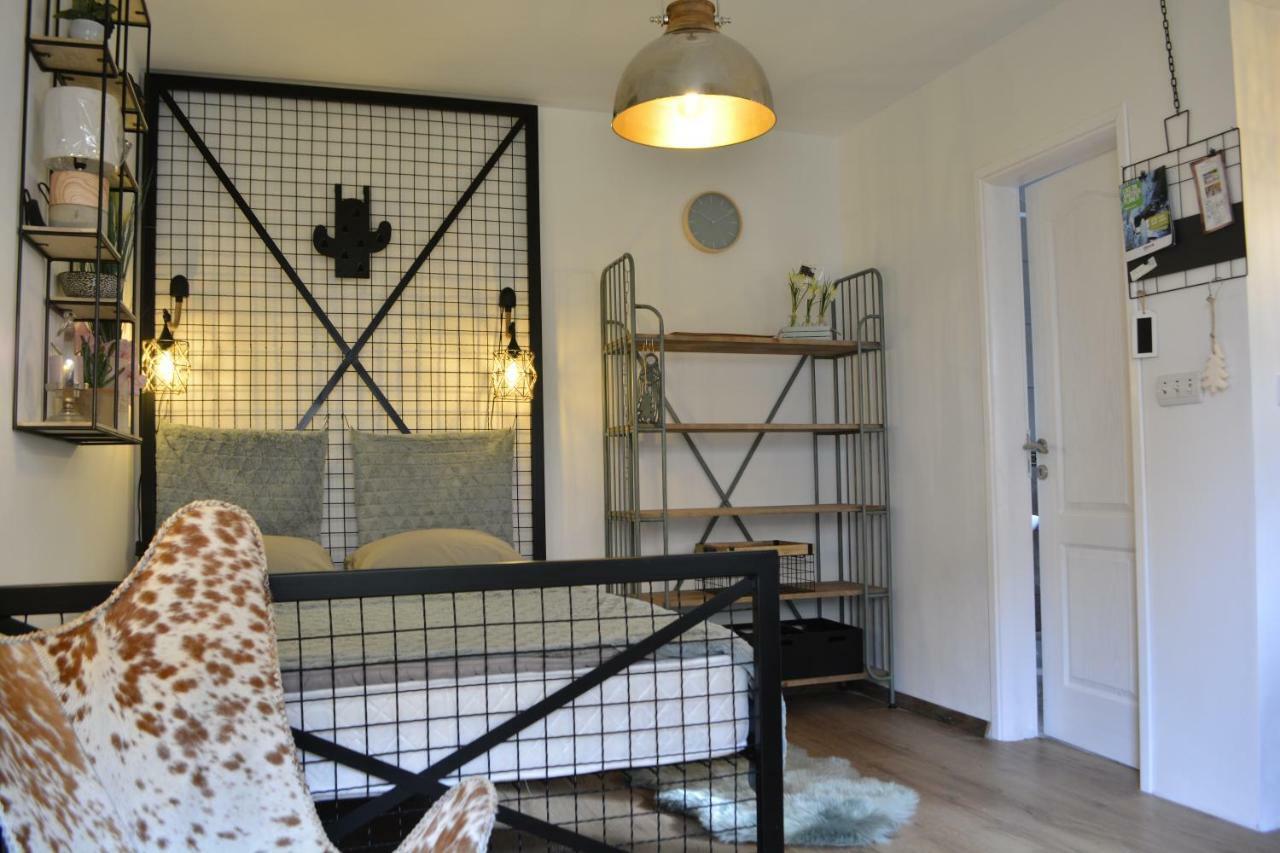Apartman L&M Cetinje Bagian luar foto